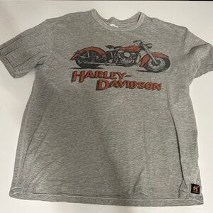 Harley-Davidson T-Shirt with Motorcycle Design limited edition